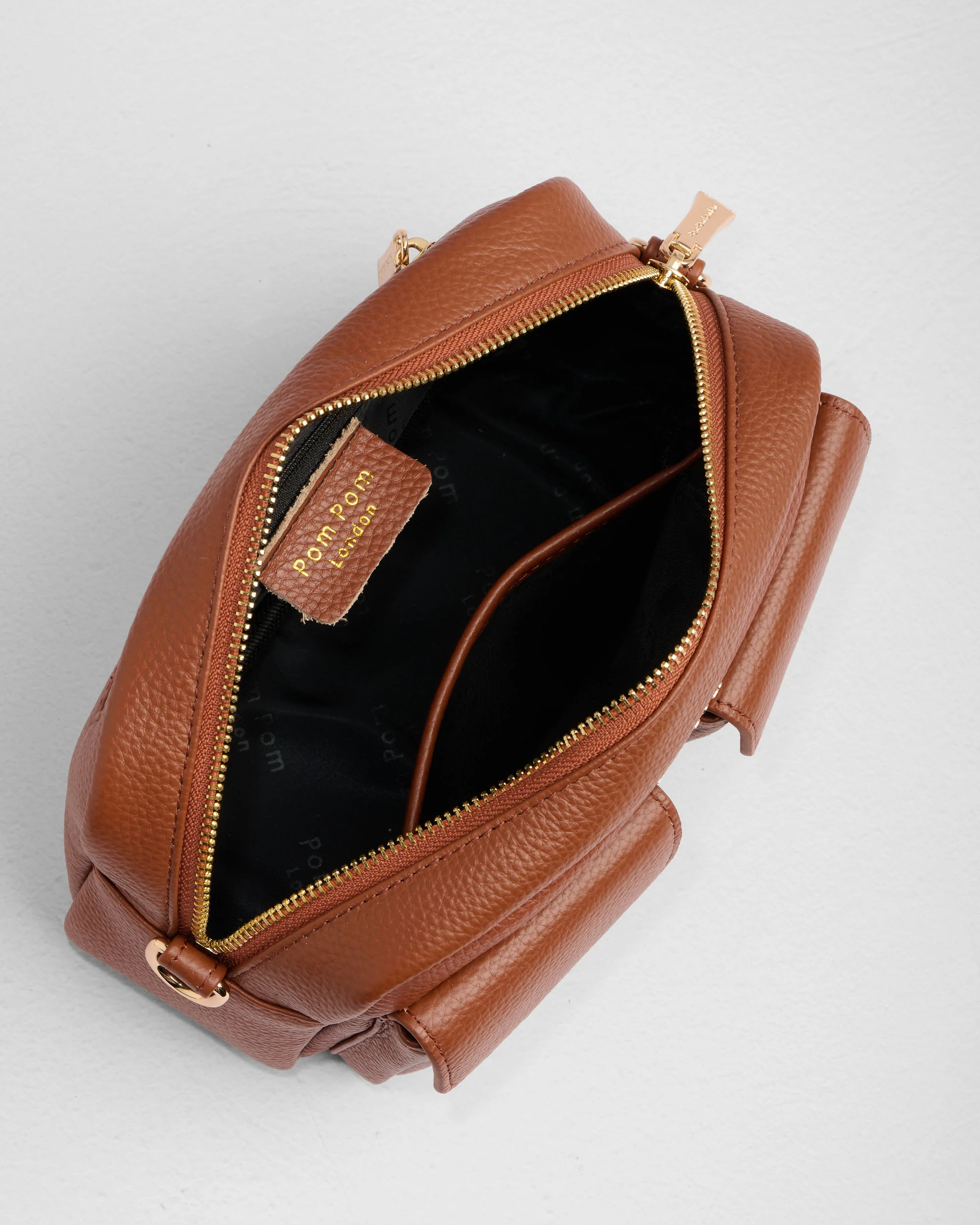 Chiswick Cargo Bag Chestnut - Image 6
