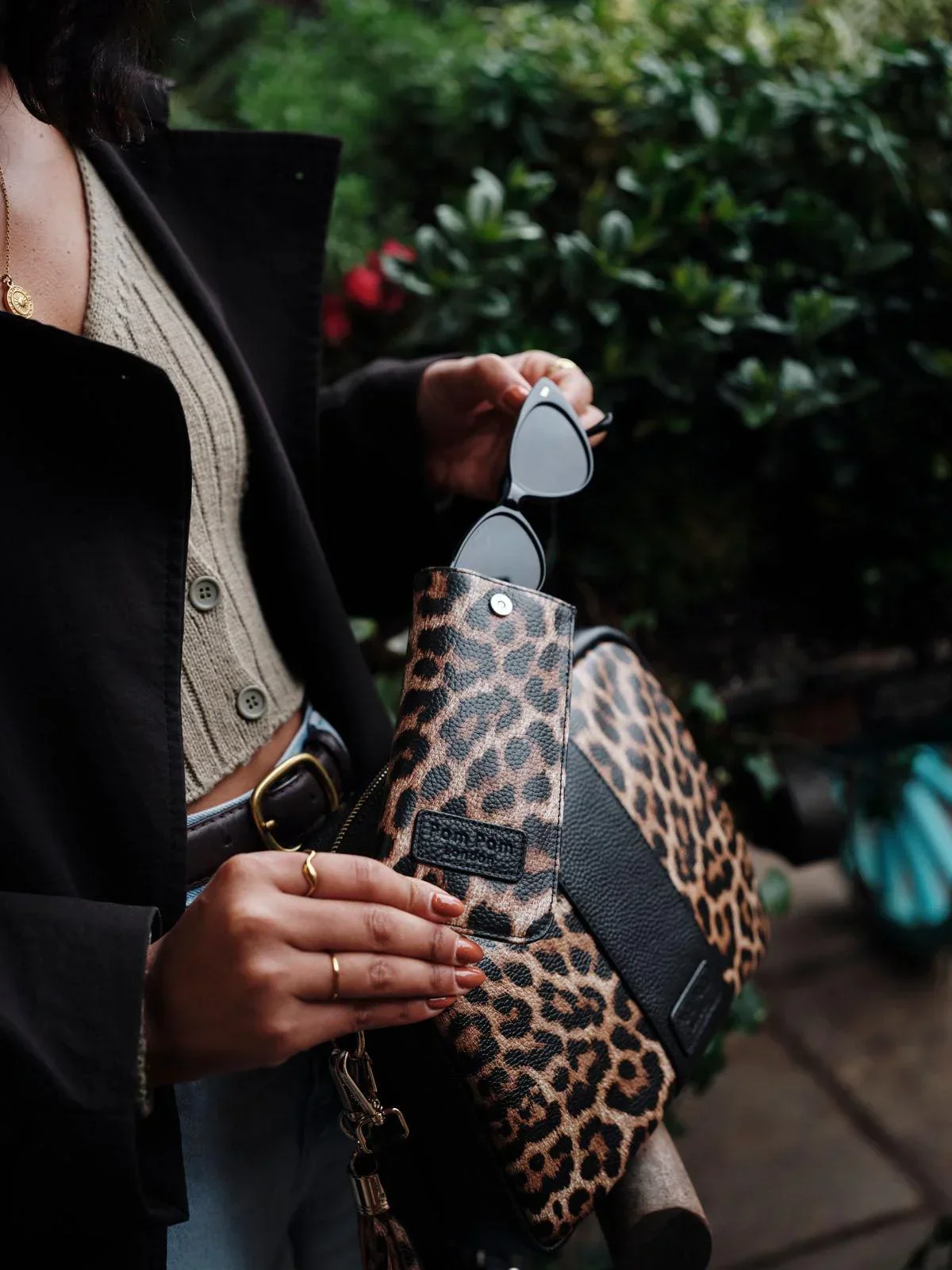 Grosvenor Glasses Case Leopard Print Black - Image 2
