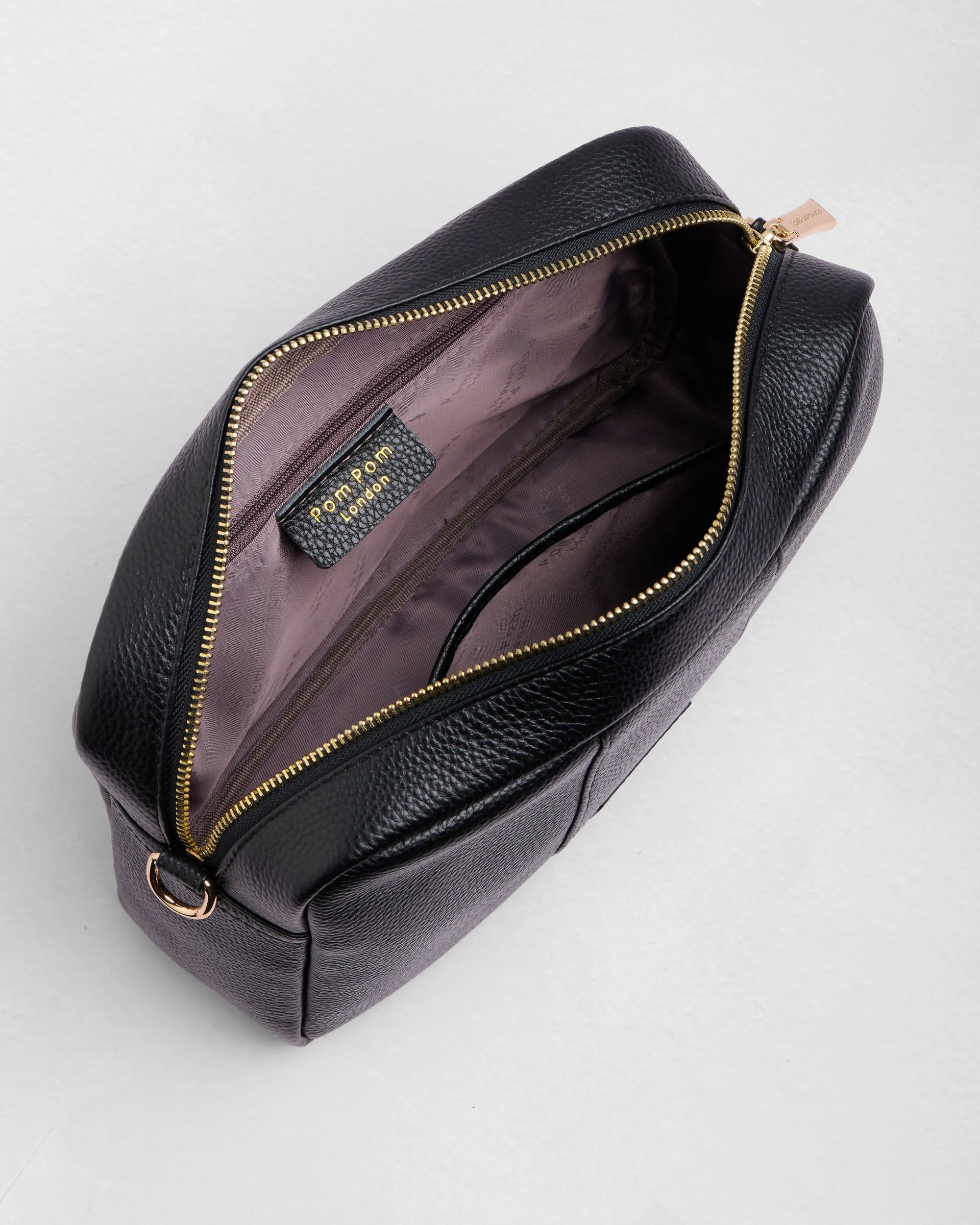 Pom Pom London City Plus Bag Black - Image 6