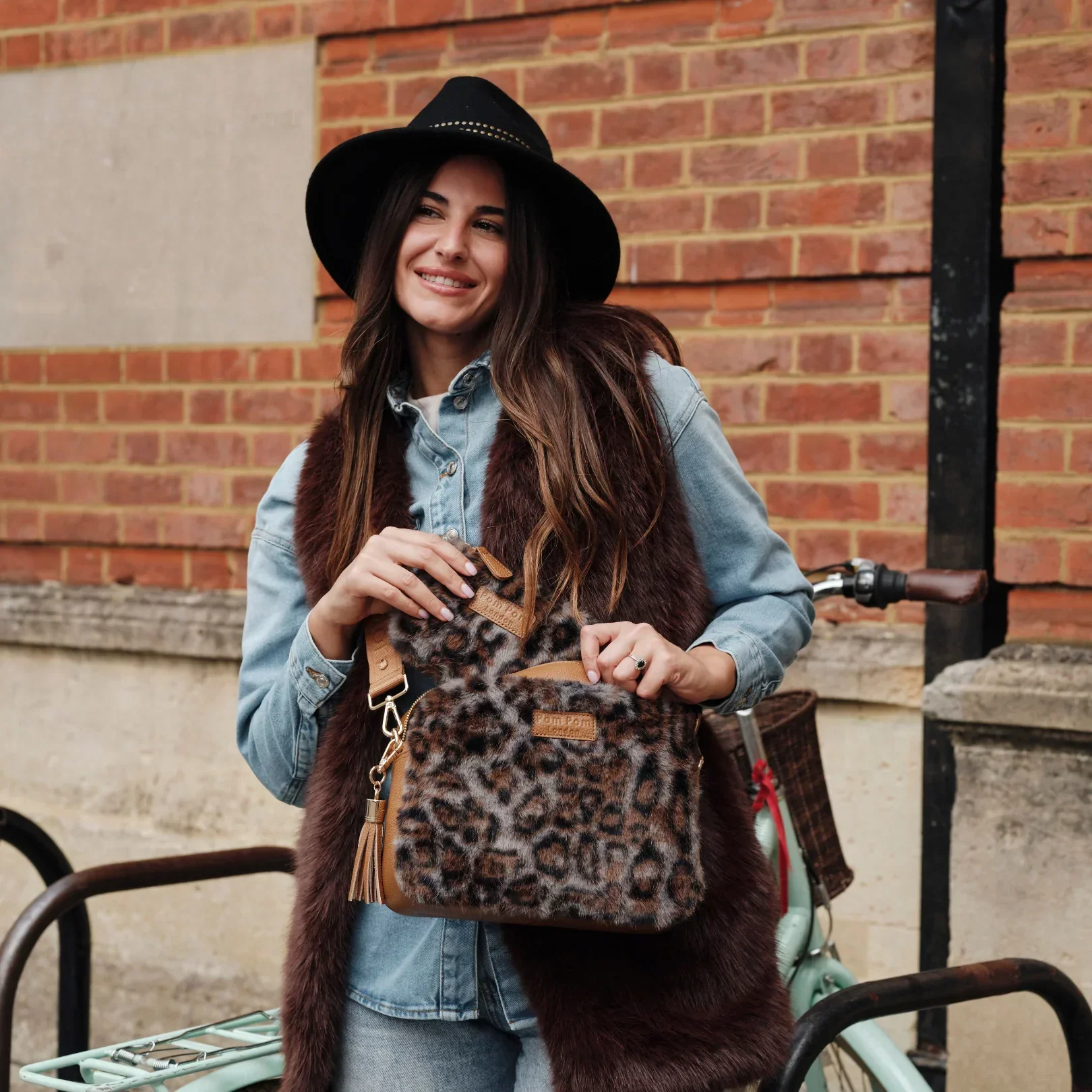 Pom Pom London City Plus Bag Leopard Print Faux Fur Maple Bundle - Image 4
