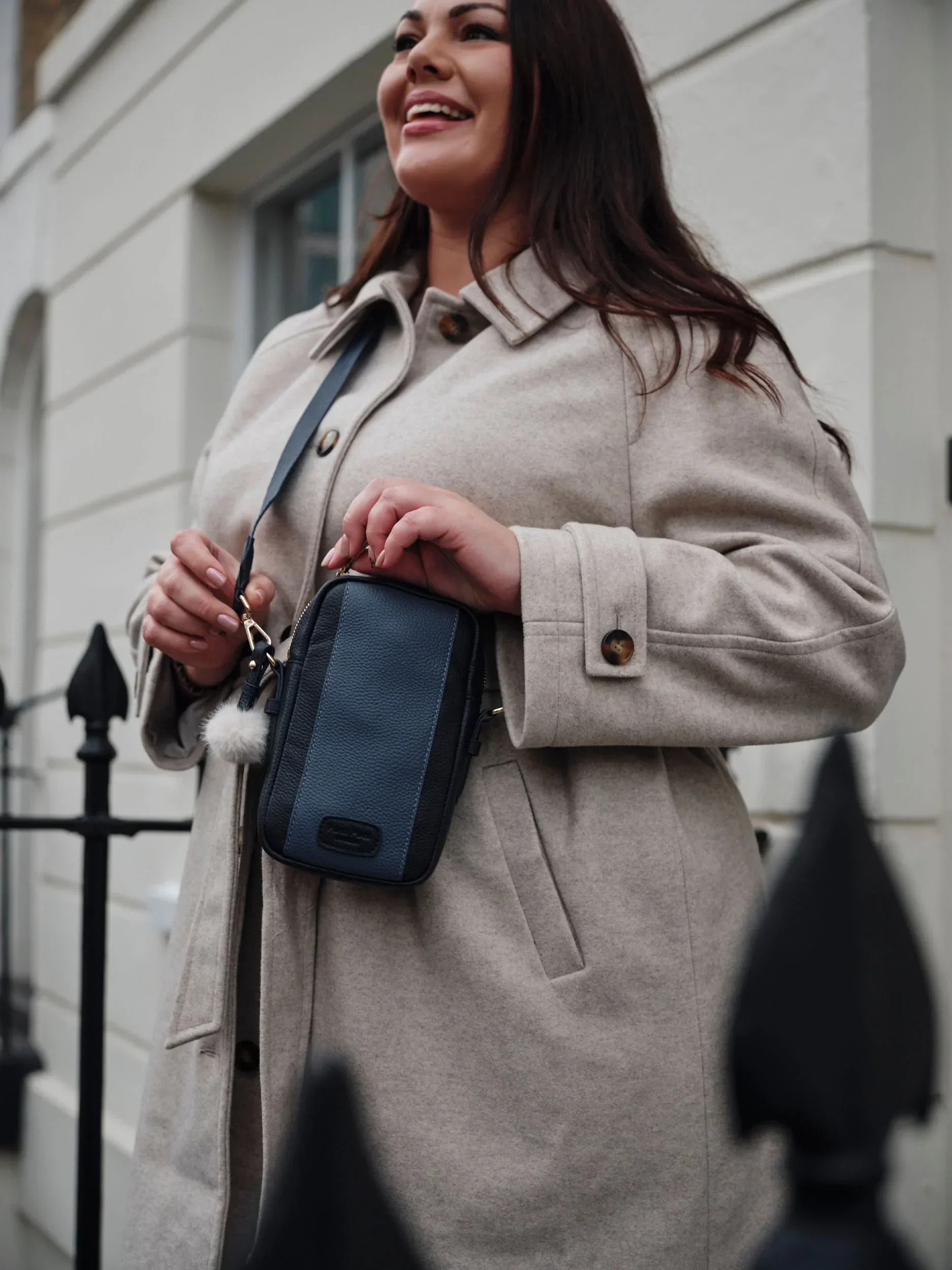 Pom Pom London Eaton Phone Bag Navy & Slate Blue - Image 2