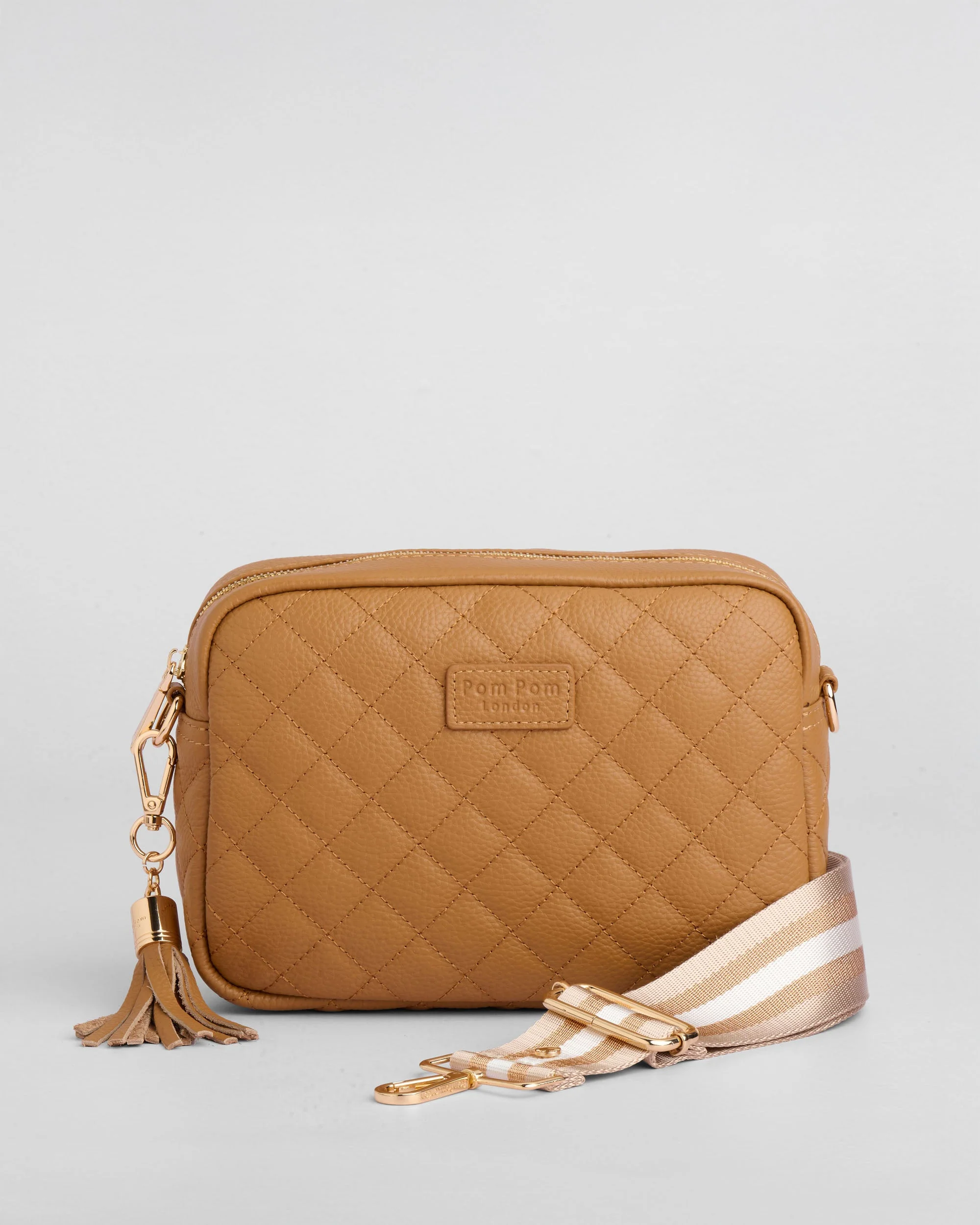 Quilted City Bag Maple & Accessories - Image 4