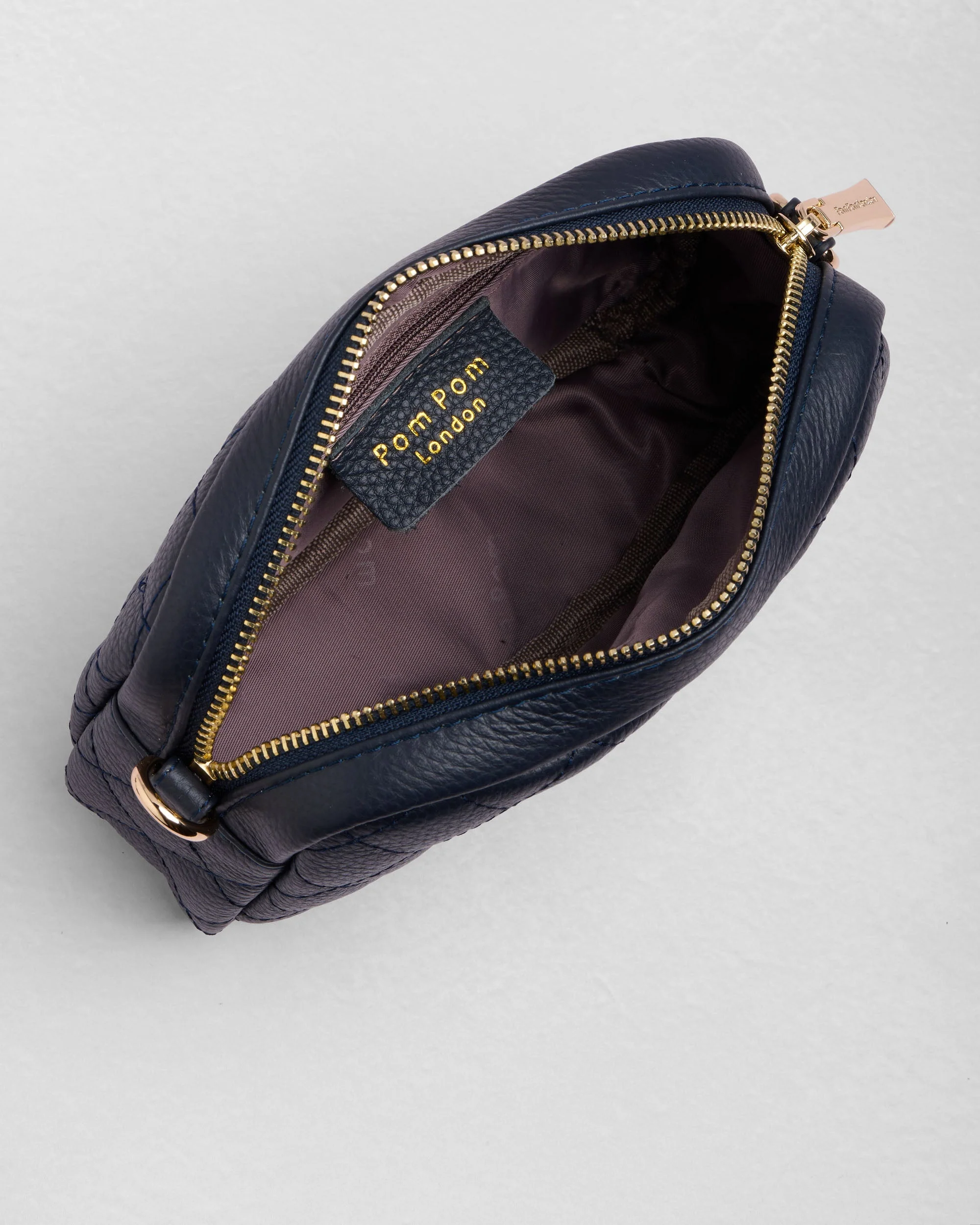 Quilted City MINI Bag Navy & Accessories - Image 5
