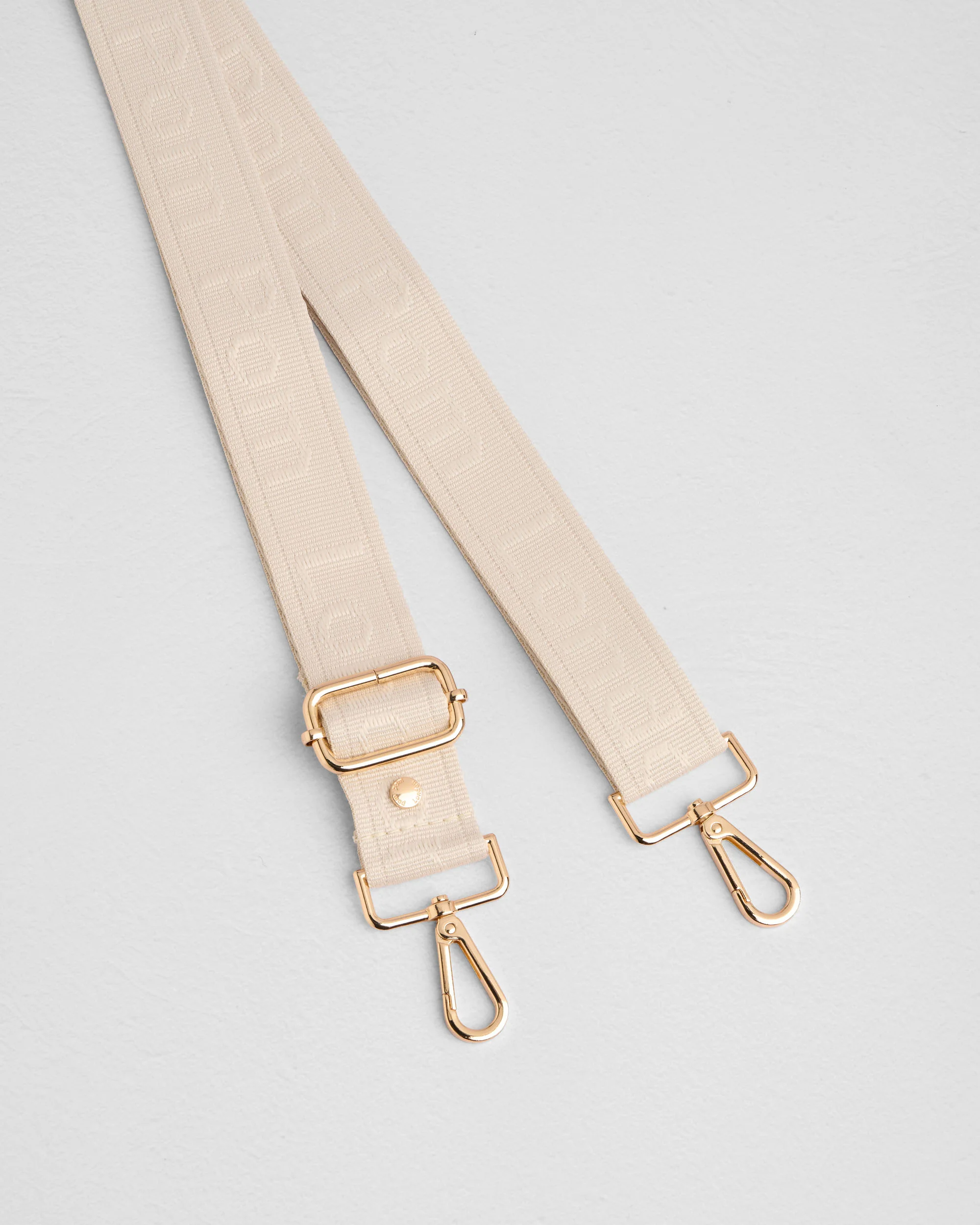 Strap Logo Stone