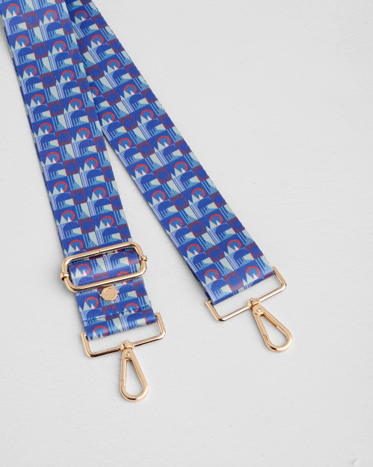 Strap Piccadilly Line